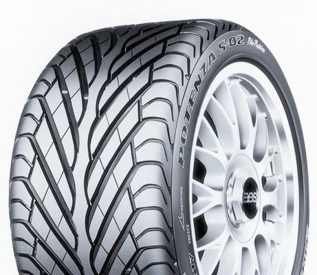 Bridgestone 225/40ZR18S-02A N3 Bandenset