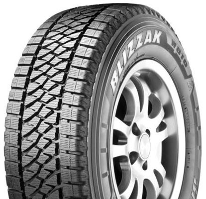 Bridgestone 215/65R16C 109/107R BLIZZAK W810 Bandenset