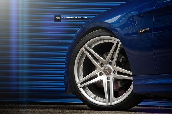 Z-Performance Four Hyper Silver - Face Polish 9,5x19 5x120 ET40