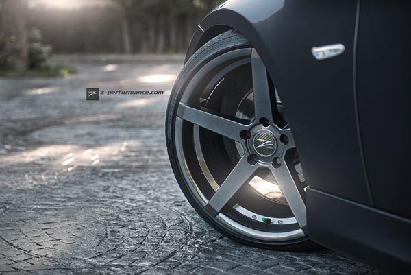 Z-Performance Six Hyper Black 9,5x19 5x120 ET35 Velgen