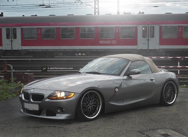 Z-Performance Two Gunmetal Inox 9x18 5x120 ET38 Velgen