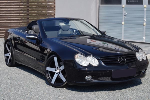 Deluxe Uros K Black Matt Polish 9x20 5x108 ET35 Velgen