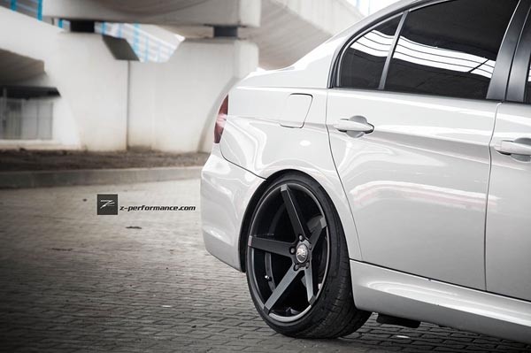 Z-Performance Six Matte Black 10x20 5x120 ET35 Velgen