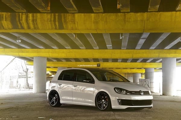 Z-Performance Four Matte Black 8,5x19 5x120 ET35 Velgen