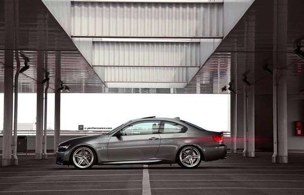 Z-Performance Four Hyper Silver - Face Polish 9,5x19 5x120 ET40