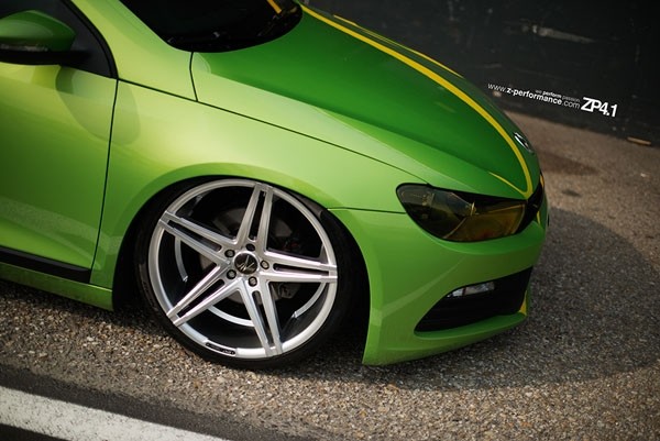 Z-Performance ZP4.1 Deep Concave 5x120 8.5x19 ET35 Zilver Velgen