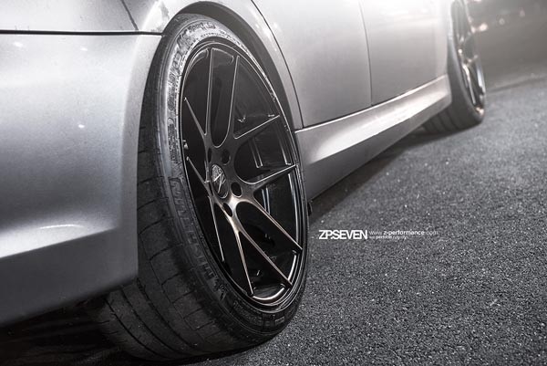 Z-Performance Seven Matte Black 10x20 5x120 ET45 Velgen